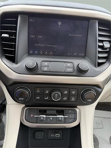 Photo of 2021 White Frost Tri-Coat GMC Acadia