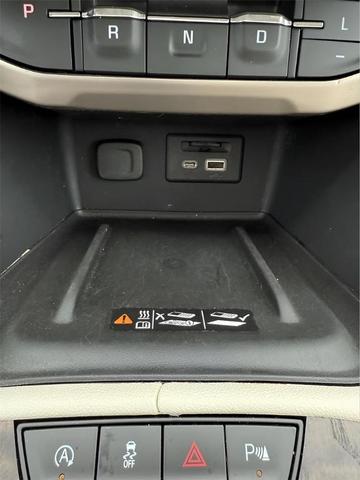 Photo of 2021 White Frost Tri-Coat GMC Acadia