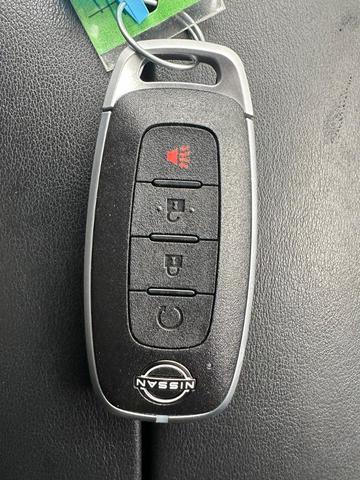 Photo of 2023 Gun Metallic Nissan Rogue