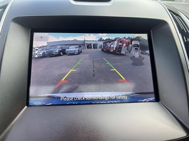 Photo of 2020 Iconic Silver Metallic Ford Edge