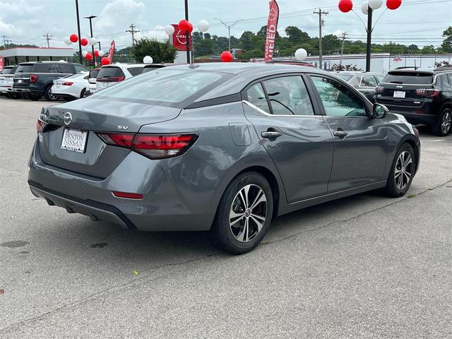 Photo of 2022 Gun Metallic Nissan Sentra