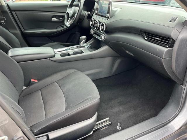 Photo of 2022 Gun Metallic Nissan Sentra