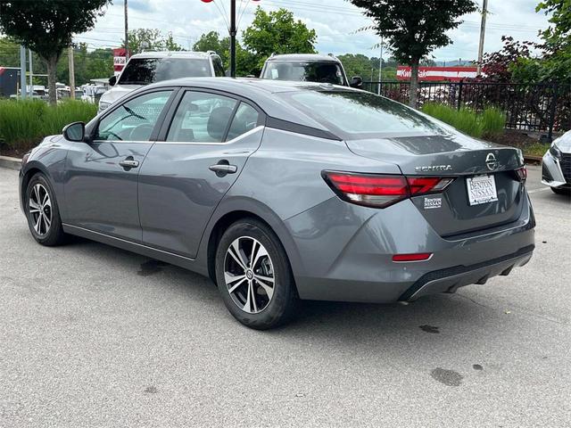 Photo of 2022 Gun Metallic Nissan Sentra