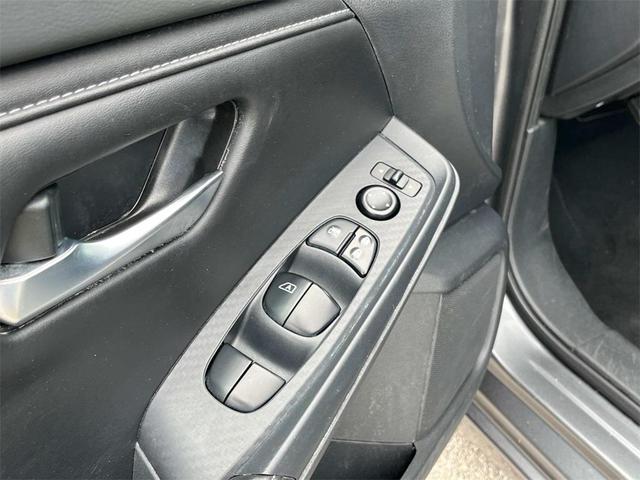 Photo of 2022 Gun Metallic Nissan Sentra