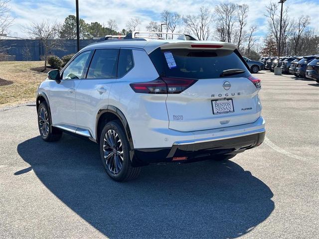 Photo of 2025 Everest White Pearl Nissan Rogue