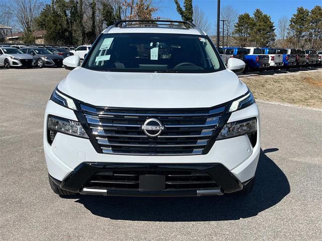 Photo of 2025 Everest White Pearl Nissan Rogue