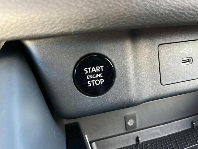 Photo of 2025 Everest White Pearl Nissan Rogue