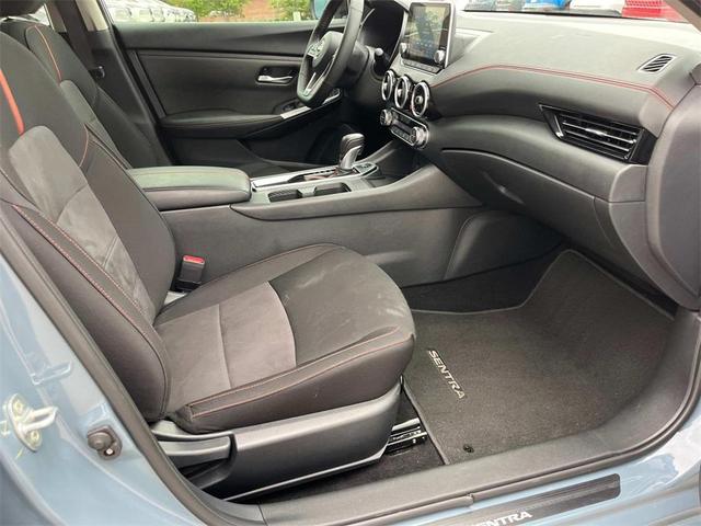 Photo of 2025 Atlantic Gray Metallic/Super Black Nissan Sentra