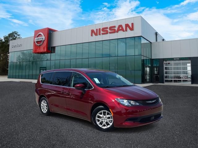 2023 Chrysler Voyager