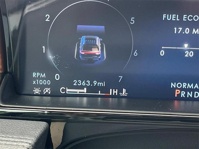 Photo of 2024 CERAMIC PEARL MET 3C Lincoln Navigator