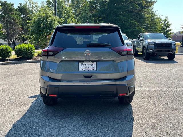 Photo of 2026 Gun Metallic Nissan Rogue