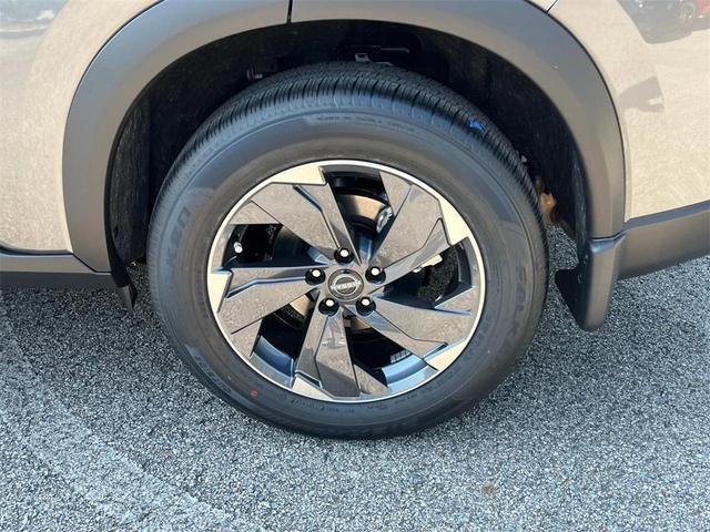 Photo of 2026 Gun Metallic Nissan Rogue