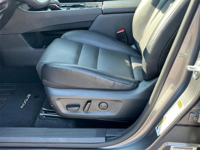 Photo of 2021 Gun Metallic Nissan Rogue