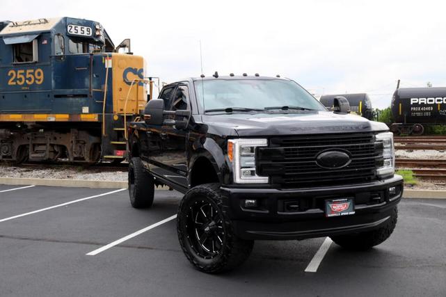Photo of 2019 Black Ford F-250