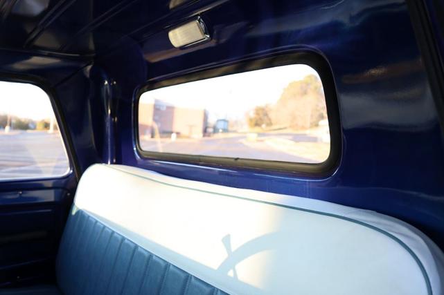 Photo of 1965 Blue Chevrolet C10/K10