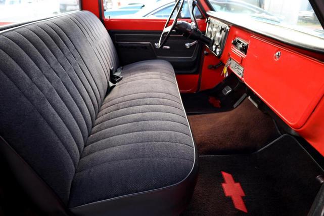 Photo of 1972 Orange Chevrolet C10/K10