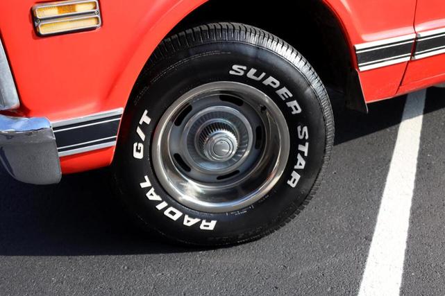 Photo of 1972 Orange Chevrolet C10/K10