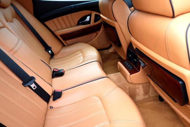 Photo of 2009 Gray Maserati Quattroporte
