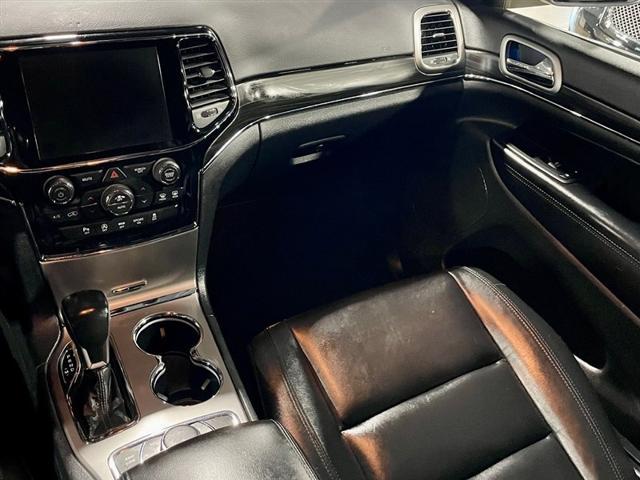 Photo of 2021 BURG Jeep Grand Cherokee