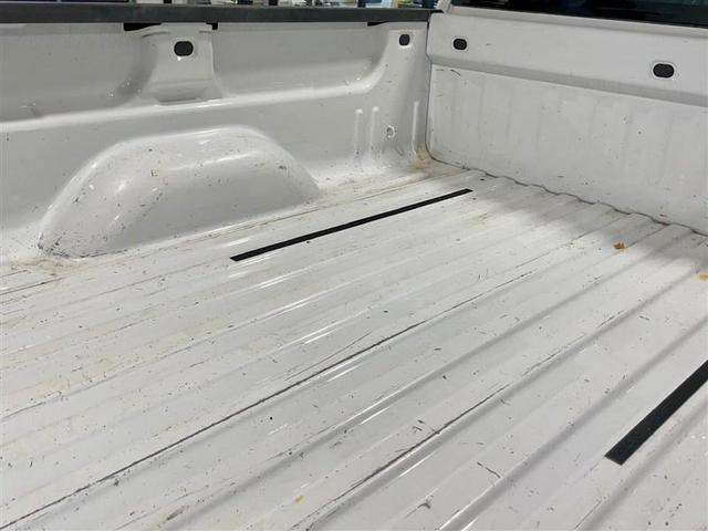 Photo of 2017 Summit White Chevrolet Silverado 1500