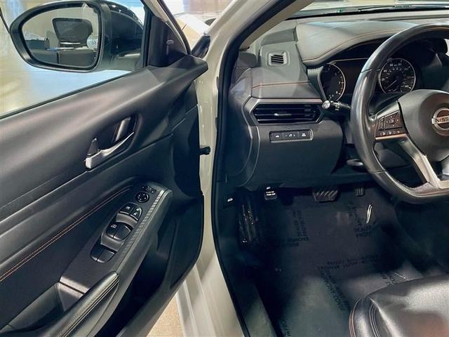 Photo of 2022 WHITE Nissan Altima