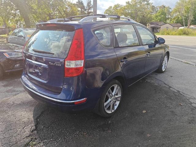 Photo of 2012 Atlantic Blue Hyundai Elantra Touring