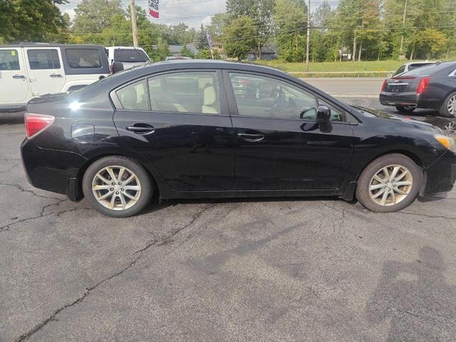 Photo of 2013 Crystal Black Silica Subaru Impreza