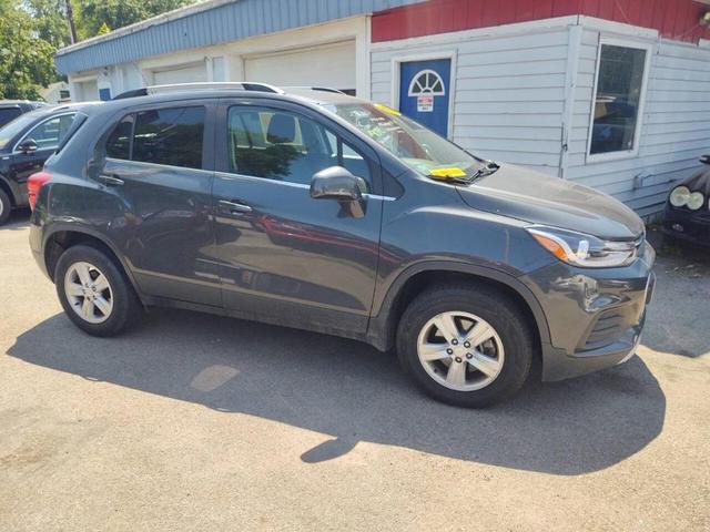 Photo of 2017 Nightfall Gray Metallic Chevrolet Trax