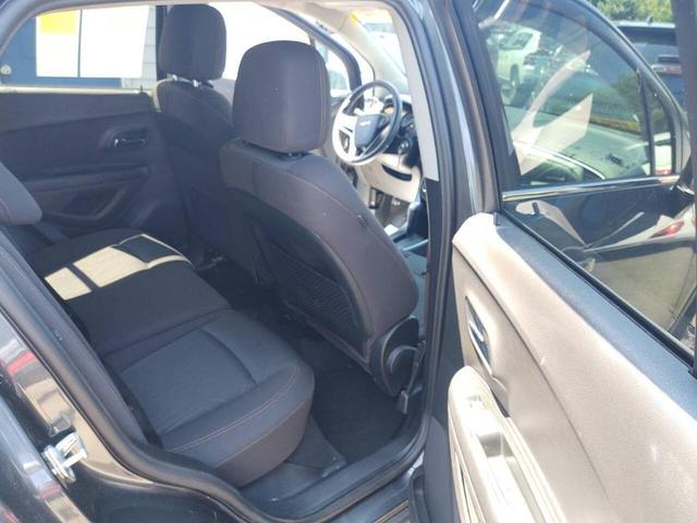 Photo of 2017 Nightfall Gray Metallic Chevrolet Trax