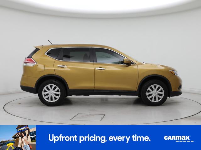Photo of 2015 Gold Nissan Rogue