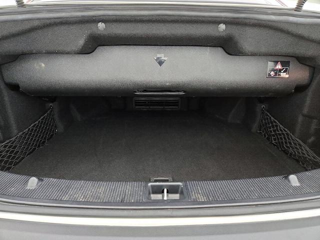 Photo of 2017 White Mercedes-Benz E-Class