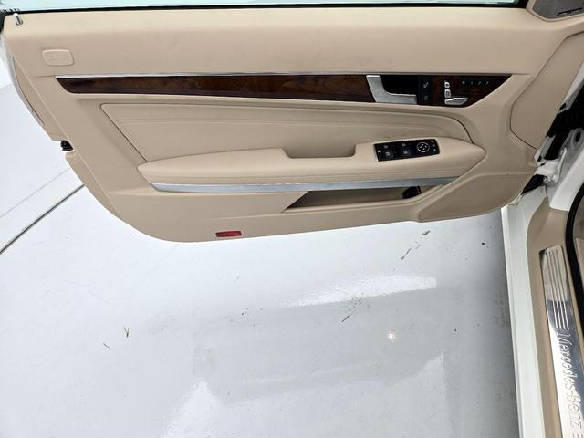 Photo of 2017 White Mercedes-Benz E-Class