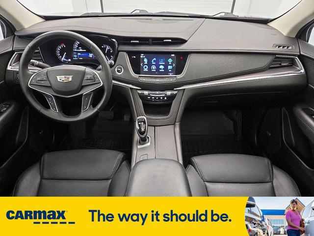 Photo of 2018 Brown Cadillac XT5