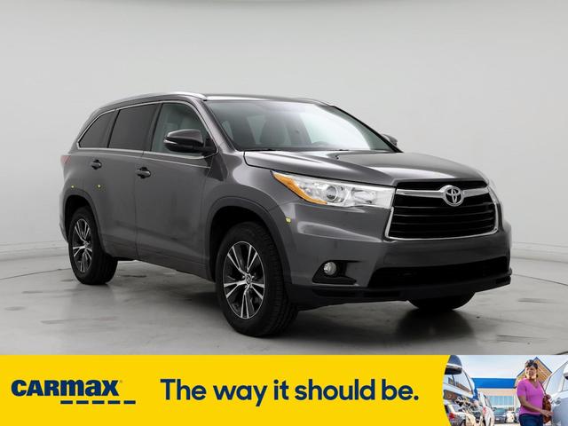 2016 Toyota Highlander