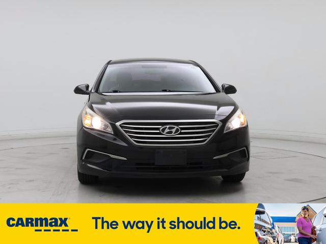 Photo of 2017 Black Hyundai SONATA