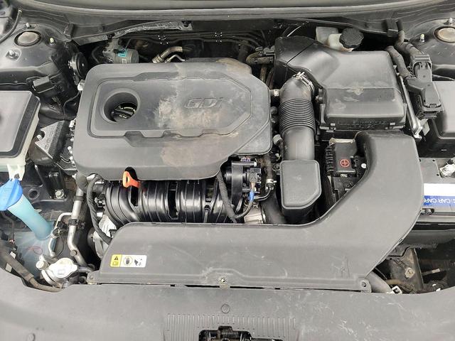 Photo of 2017 Black Hyundai SONATA