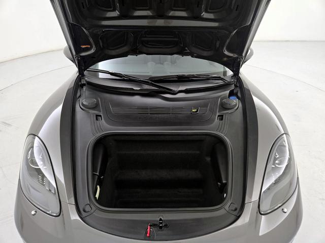 Photo of 2019 Gray Porsche 718 Cayman