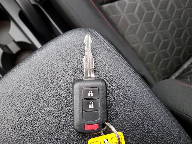 Photo of 2024 Silver Mitsubishi Outlander Sport