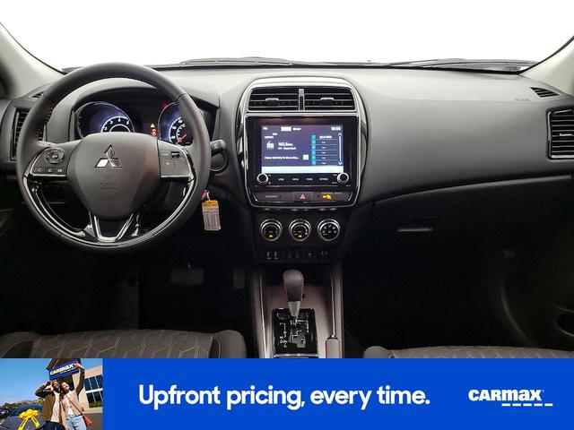 Photo of 2024 Silver Mitsubishi Outlander Sport