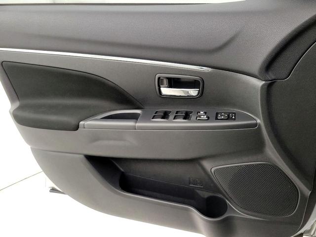 Photo of 2024 Silver Mitsubishi Outlander Sport