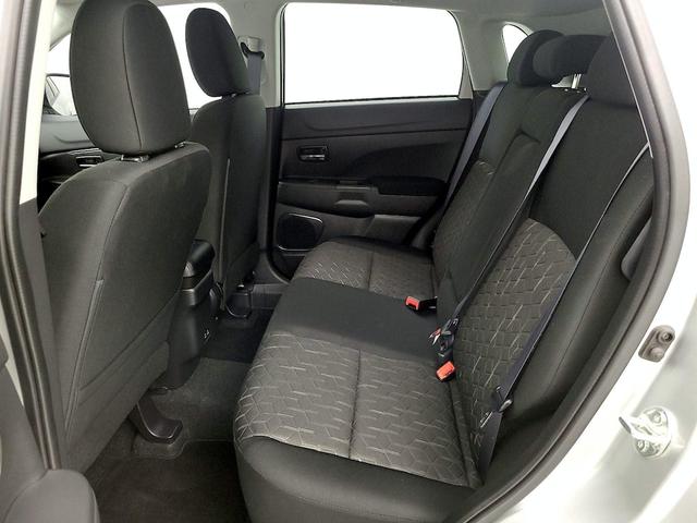Photo of 2024 Silver Mitsubishi Outlander Sport