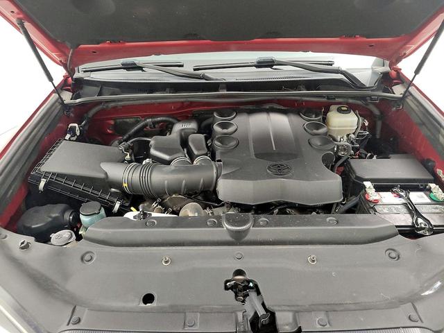 Photo of 2018 Red Toyota 4Runner