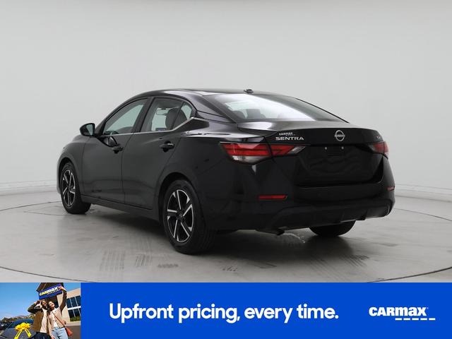 Photo of 2024 Gray Nissan Sentra