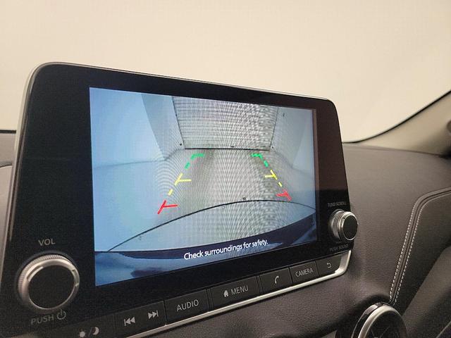 Photo of 2024 Gray Nissan Sentra