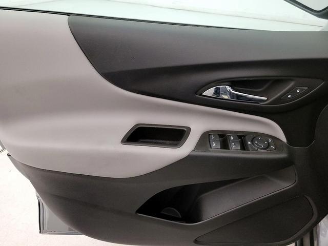 Photo of 2023 Gray Chevrolet Equinox