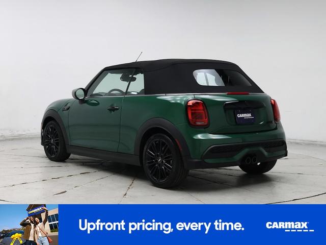 Photo of 2024 Green MINI Convertible