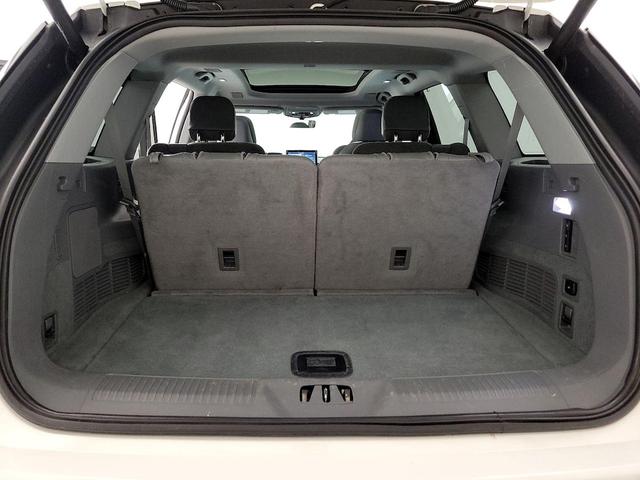 Photo of 2020 White Lincoln Aviator