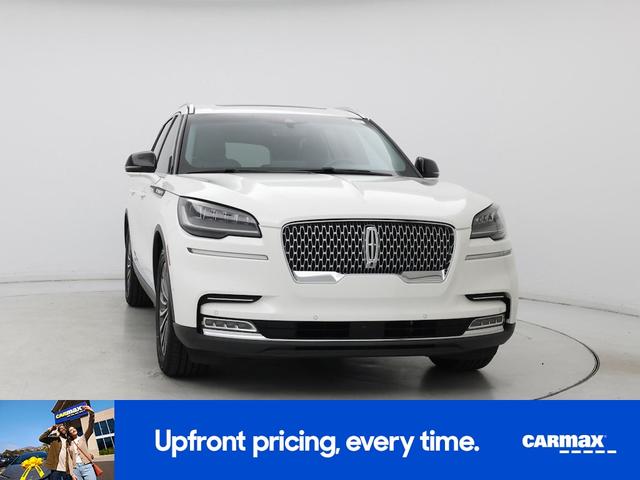 Photo of 2020 White Lincoln Aviator