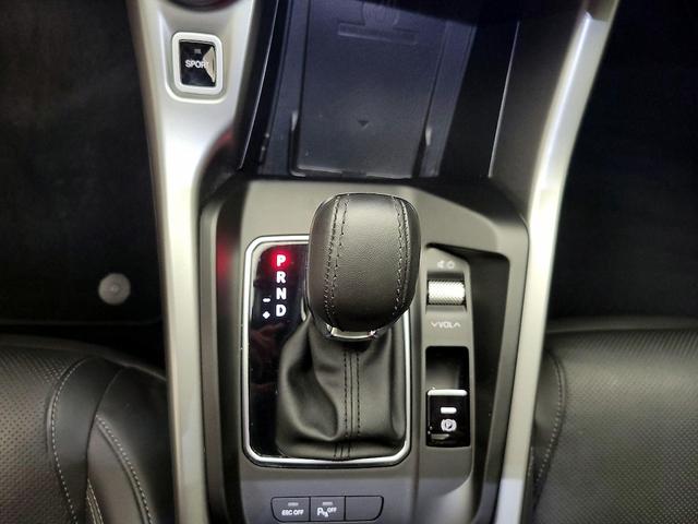 Photo of 2024 Red Dodge Hornet
