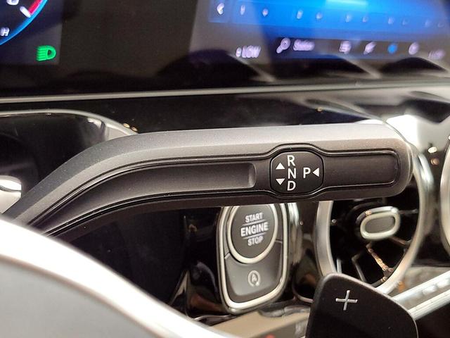 Photo of 2021 White Mercedes-Benz GLA 250